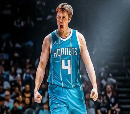 欧联前瞻,里尔关键射,手回归,欧亿体育官网,欧亿体育直播,体育赛事直播,足球直播